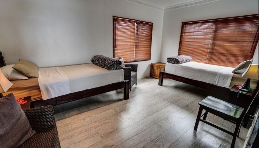 Seaview Lodge&Restaurant Nuku'alofa Bagian luar foto